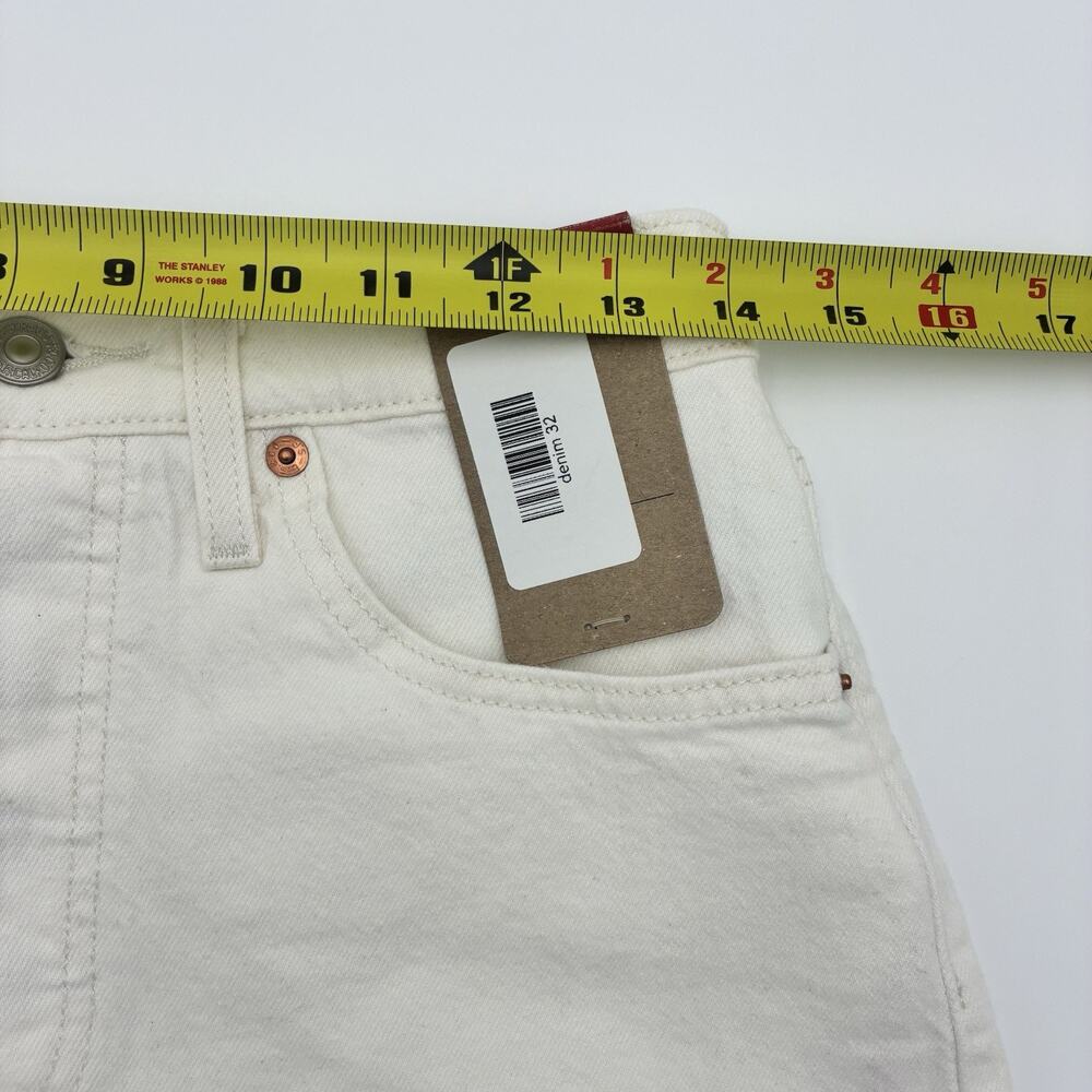 Levi’s 501 Women’s White Denim Shorts Button Fly Size 28 NWT Classic - Picture 11 of 12